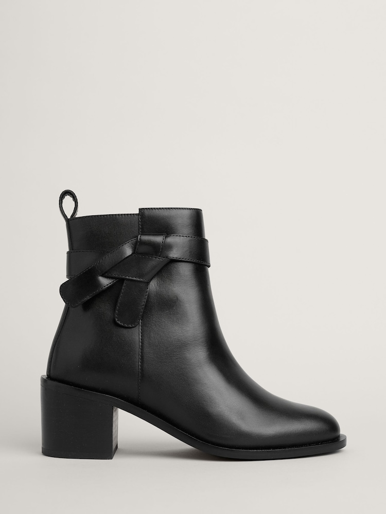 Seasalt Cornwall Black Porthousetock Boots - Image 2 of 5 Seasalt Cornwall Black Porthousetock Boots - Image 2 of 5
