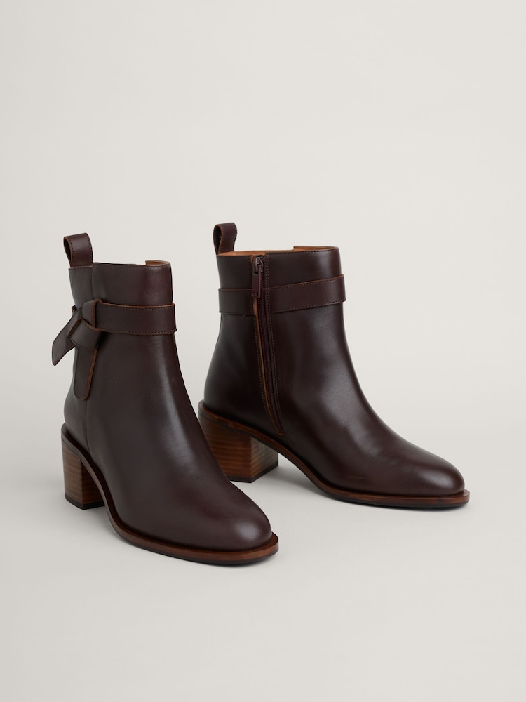 Seasalt Cornwall Brown Porthousetock Boots - Image 1 of 5 Seasalt Cornwall Brown Porthousetock Boots - Image 1 of 5