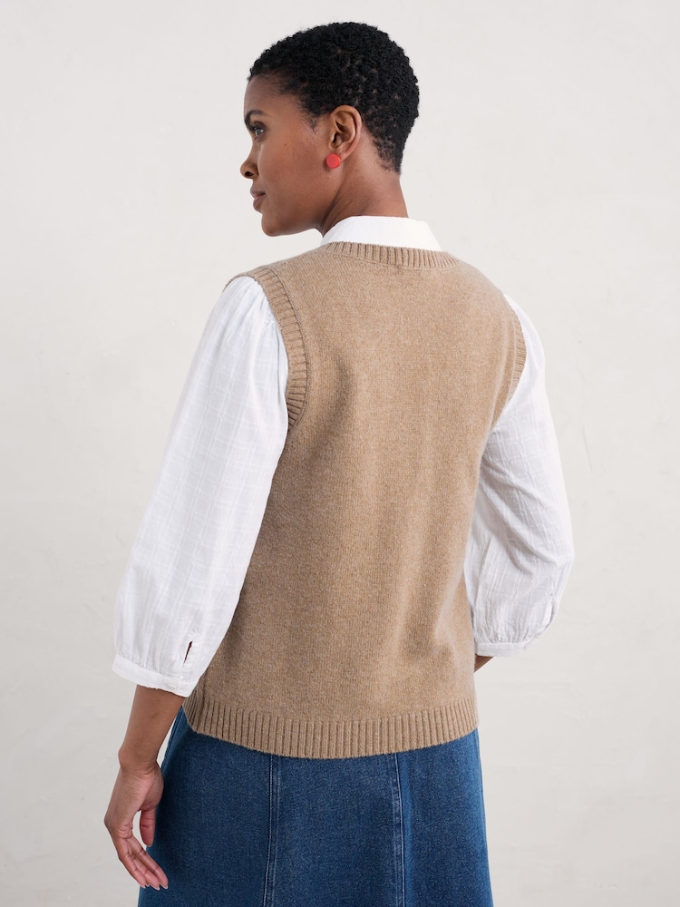 Seasalt Cornwall Natural East View Vest - Image 2 of 5 Seasalt Cornwall Natural East View Vest - Image 2 of 5
