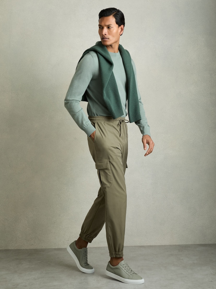 Reiss Olive Lavenham Technical Cargo Drawstring Trousers - Image 1 of 7
