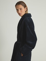 Bata de forro polar Ginny de Reiss - Imagen 3 de 6