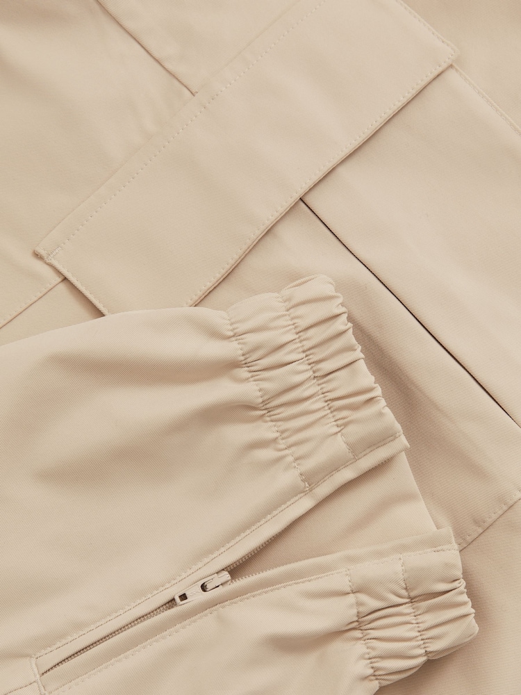 Reiss Stone Lavenham Technical Cargo Drawstring Trousers - Image 6 of 6