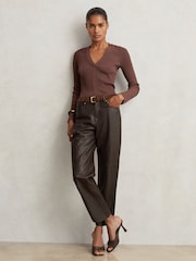 Schokoladenbraun - Reiss Verona Leather Slim-Leg Trousers - Bild 1 von 6