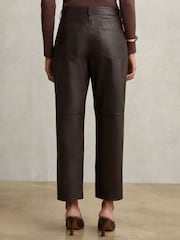Schokoladenbraun - Reiss Verona Leather Slim-Leg Trousers - Bild 5 von 6