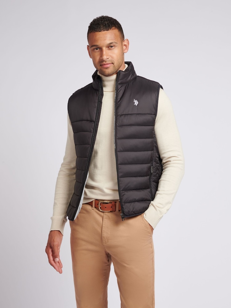 Черный - US Polo Assn. Мужской стеганый жилет с вставками - Изображение 1 из 9