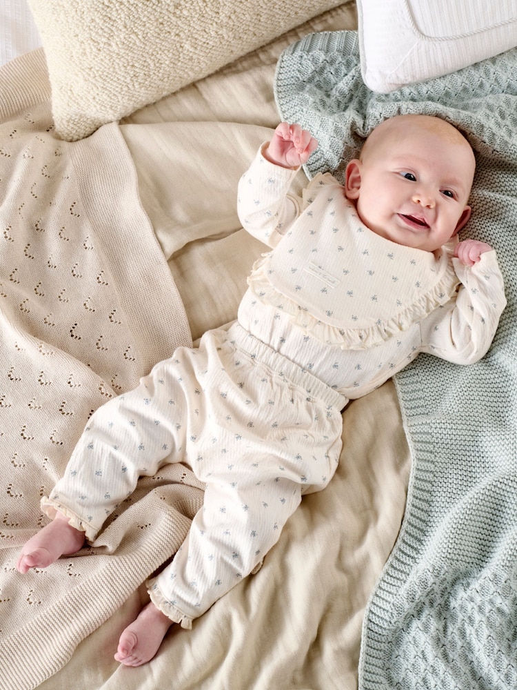 Mamas & Papas Ditsy White Bodysuit Leggings And Bib Set - Image 2 of 6