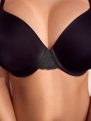 Black DD+ Pad Full Cup DD+ G Light Pad Full Cup Smoothing Ultimate Comfort T-Shirt Bras 2 Pack - Image 6 of 9