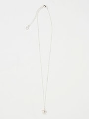 FatFace Filagree Star Pendant Necklace - Image 1 of 2