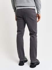 Grau - Gant Weiche Twill-Jeans Regular Fit - Bild 2 von 6