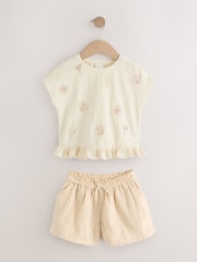 Blumenstickerei in Cremefarbe - Short Sleeve Frill Hem Top and Shorts Set (3mths-7yrs) - Bild 5 von 8