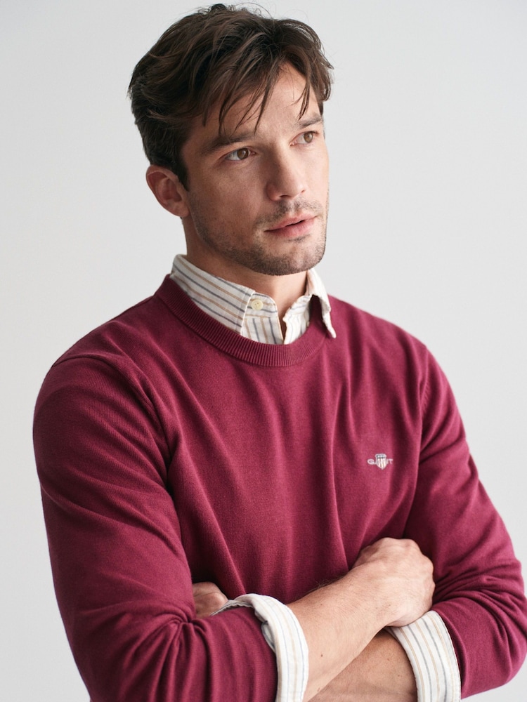 GANT Red Classic 100% Cotton V-Neck Jumper - Image 4 of 4