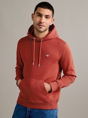 Roșu - GANT Regular-Fit Shield Hoodie - Image 1 of 4