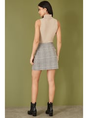 Yumi Natural Knitted Roll Neck Sleeveless Jumper - Image 3 of 5