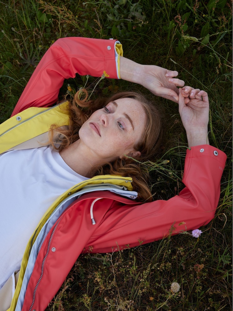 Ilse Jacobsen Straight Fit Lightweight Waterproof Rain Jacket - Image 3 of 12