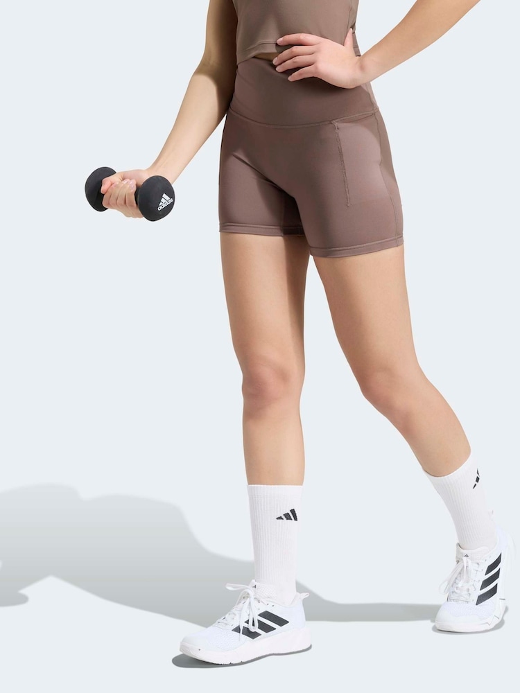 adidas 3 Stripes Studio All Me Booty Short Leggings - Bild 1 von 6 adidas 3 Stripes Studio All Me Booty Short Leggings - Bild 1 von 6