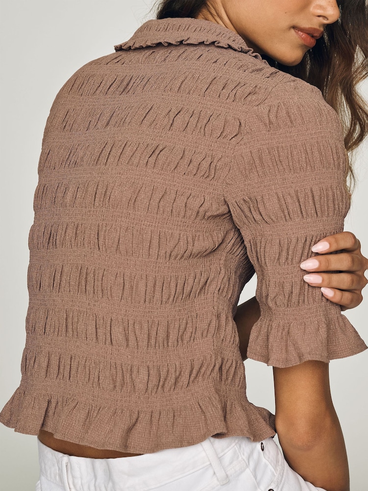 Brun - Anthropologie Maeve Topp med volang och knappar framtill, korta puffärmar - Bild 2 av 4 Brun - Anthropologie Maeve Topp med volang och knappar framtill, korta puffärmar - Bild 2 av 4