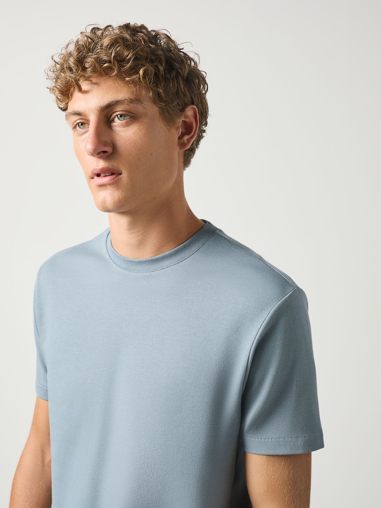 Blue Slim Fit Motionflex Soft Heavyweight T-Shirt - Image 2 of 4 Blue Slim Fit Motionflex Soft Heavyweight T-Shirt - Image 2 of 4