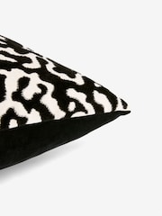 Monochrome 59 x 59cm Abstract Cut Velvet Cushion - Image 6 of 6