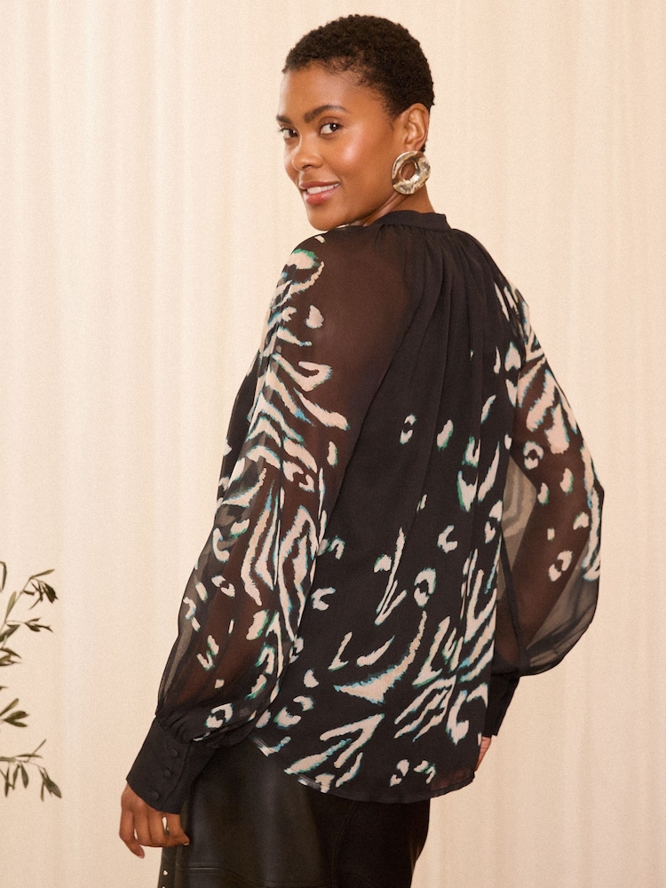 Love & Roses Black Animal Petite Zip Front Mix Sheer Long Sleeve Length Blouse - Image 4 of 4 Love & Roses Black Animal Petite Zip Front Mix Sheer Long Sleeve Length Blouse - Image 4 of 4