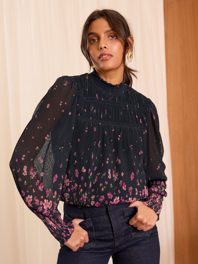Love & Roses Black and Pink Floral Print Plisse Mesh Long Sleeve Jersey Blouse - Image 4 of 4