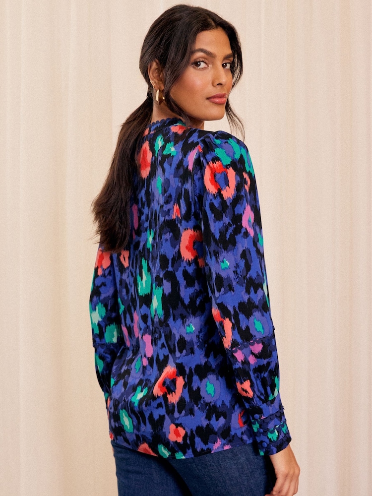 Love & Roses Blue Animal Leopard Print Ric Rac Notch Neck Long Sleeve Blouse - Image 4 of 4