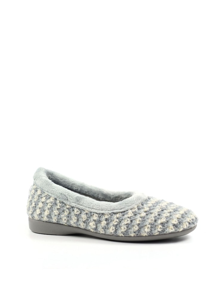 Lunar Cambria Slippers - Image 2 of 7 Lunar Cambria Slippers - Image 2 of 7