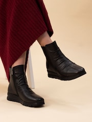 Lunar Lazy Dogz Florida Boots - Image 1 of 8
