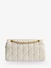 COACH Cream Quilted Tabby 26 Shoulder Bag With Chain - Image 4 of 7
