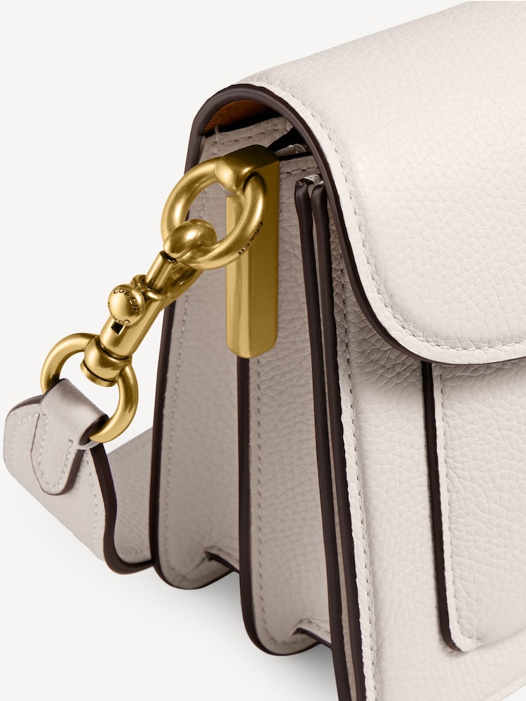 COACH Cream Polished Pebble Leather Tabby 26 Refresh Shoulder Bag - Image 5 of 5 COACH Cream Polished Pebble Leather Tabby 26 Refresh Shoulder Bag - Image 5 of 5