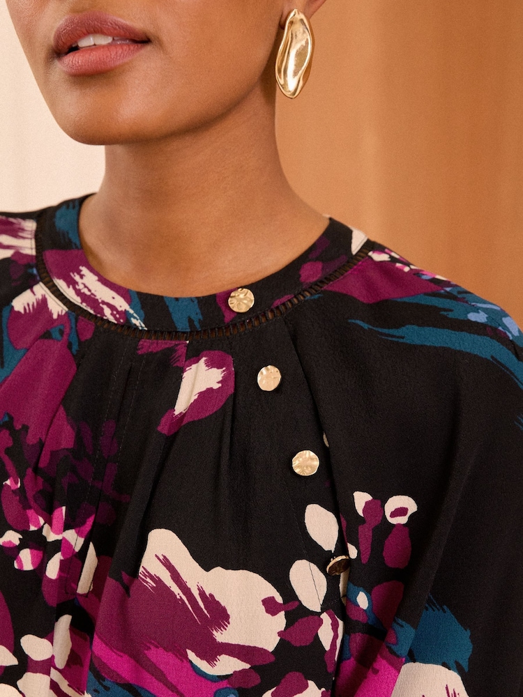 Love & Roses Black Animal Petite Blouse - Image 2 of 4 Love & Roses Black Animal Petite Blouse - Image 2 of 4