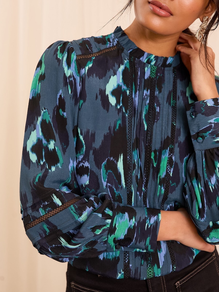 Love & Roses Blue Animal Petite Pintuck Detail Crew Neck Long Sleeve Blouse - Image 2 of 4 Love & Roses Blue Animal Petite Pintuck Detail Crew Neck Long Sleeve Blouse - Image 2 of 4