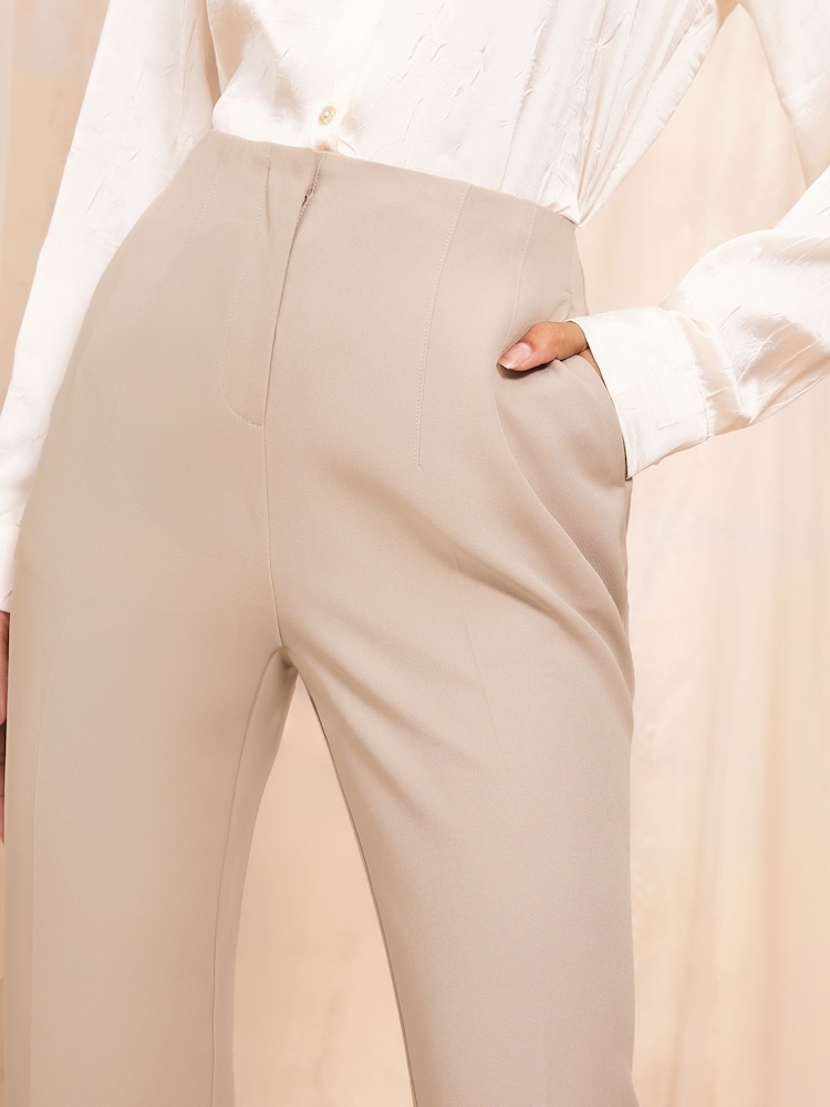 Neutraal - Friends Like These Tailored Tapered Ankle Grazer Trousers - Image 3 of 4
