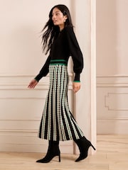 Love & Roses Black Scallop Chevron Long Sleeve Knitted Midi Dress - Image 3 of 4