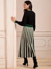Love & Roses Black Scallop Chevron Long Sleeve Knitted Midi Dress - Image 4 of 4