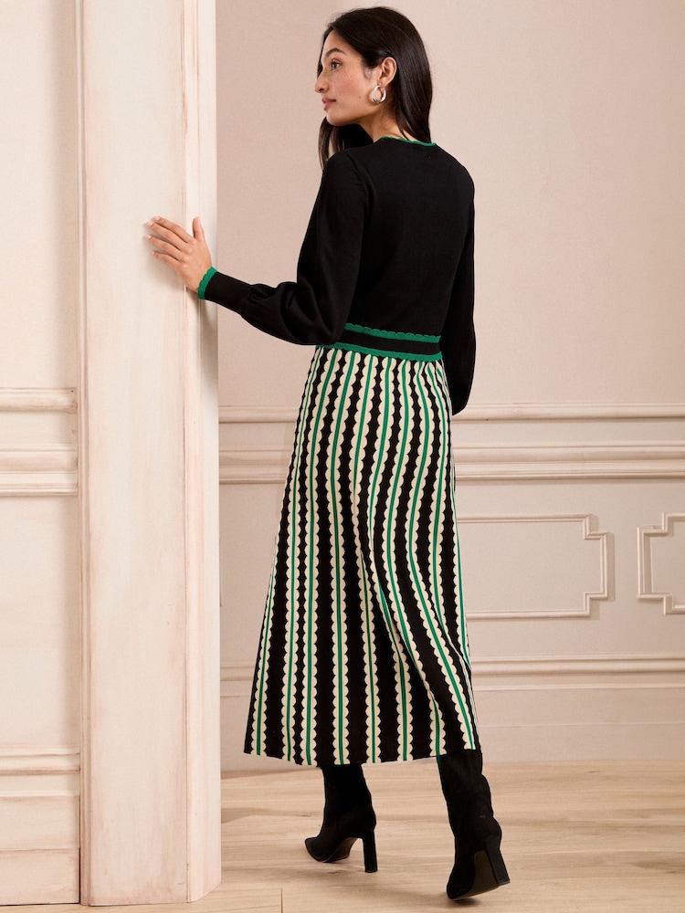 Love & Roses Black Scallop Chevron Long Sleeve Knitted Midi Dress - Image 4 of 4