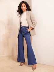 Neutral - Friends Like These Edge to Edge Skräddarsydd Sleeve Detail Kavaj - Bild 3 av 4