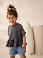 Gris de charbon de bois - T-shirt péplum 100% coton à manches courtes (3mois-7ans) - Image 1 of 7