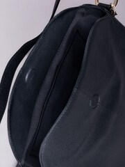 Lakeland Leather Black Esthwaite Shoulder Bag - Image 6 of 6