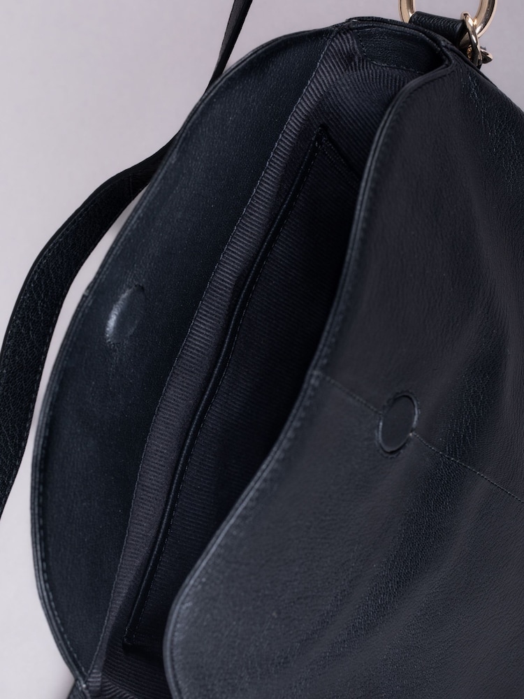 Lakeland Leather Black Esthwaite Shoulder Bag - Image 6 of 6