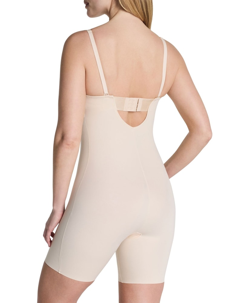Spanx SPANXshape™ Suit Your Fancy Strapless Mid-Thigh Bodysuit - صورة 2 من 6 Spanx SPANXshape™ Suit Your Fancy Strapless Mid-Thigh Bodysuit - صورة 2 من 6