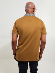 Коричневий - Joe Browns 100% Cotton візерунок пейслі принт Contrast комір з коротким рукавом Polo Top - Image 3 of 6