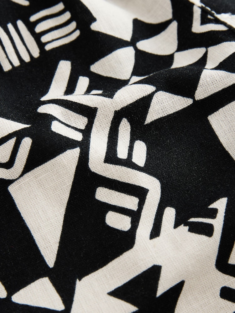 Black/White Print Single Linen Blend Pull-On Shorts (3-16yrs) - Image 7 of 8