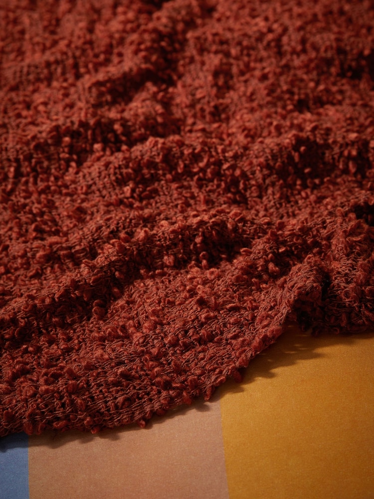 MADE.COM Agda Boucle Textured Throw - Imagen 2 de 4 MADE.COM Agda Boucle Textured Throw - Imagen 2 de 4