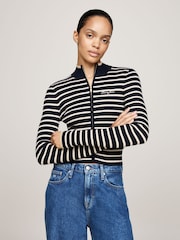 Tommy Jeans modra V kovinskih barvah Tip Zip pletena jopa - Slika 1 iz 5