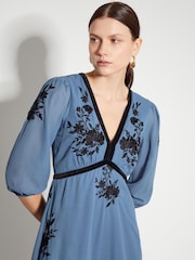 Monsoon Tessa V-Neck Floral Midi Dress - Bild 2 von 4