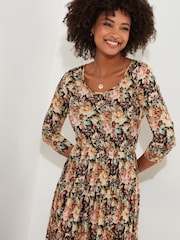 Joe Browns Maxikleid mit lockerer Passform aus 100 % Baumwolle mit dezentem Blumenmuster und Crinkle-Effekt - Bild 2 von 6