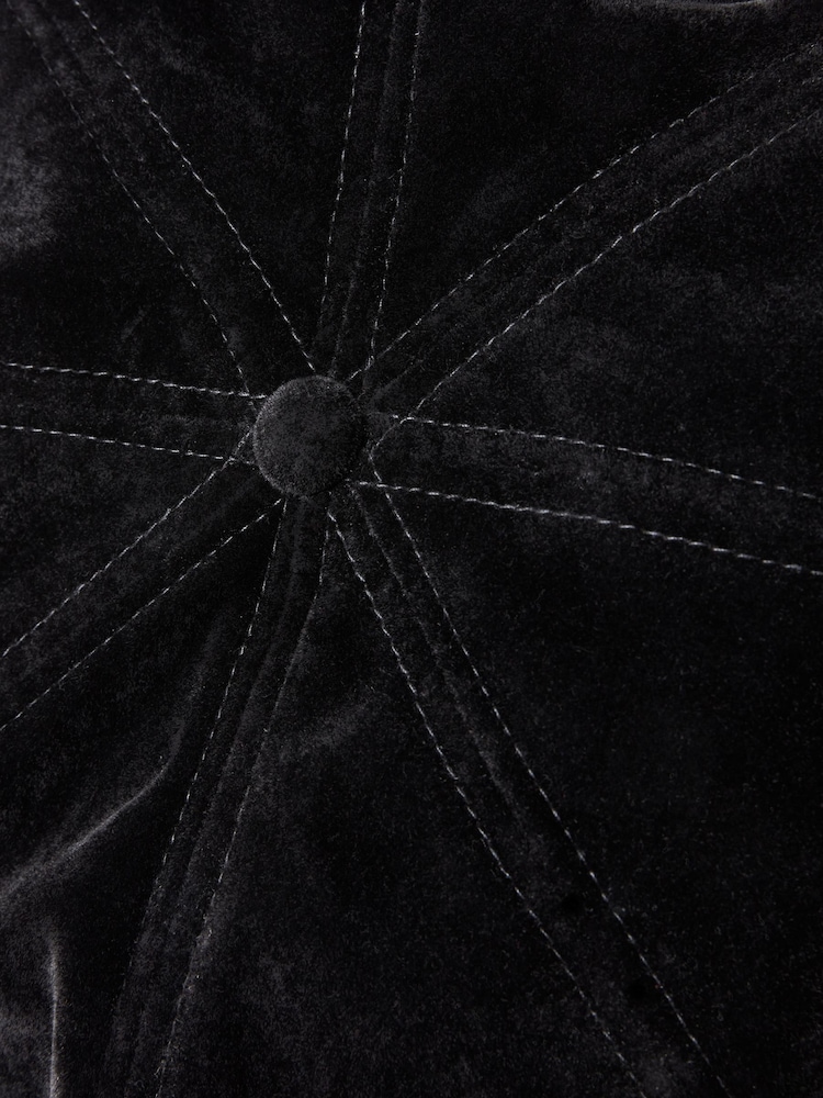 Joe Browns Black Boy Velvet Winter Baker Hat - Image 2 of 2