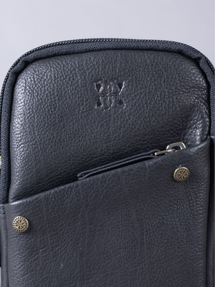 Lakeland Leather Black Harstone Travel Bag - Image 5 of 5