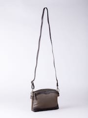 Cromo marrom - Bolsa transversal Hartsop com zíper Lakeland Leather - Imagem 5 de 6