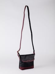 Lakeland Leather Black Hartsop Flapover Cross-Body Bag - Image 3 of 6